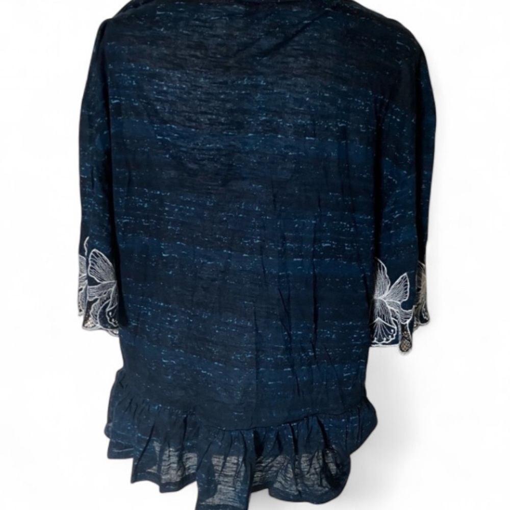 Pilcro by Anthropologie Blue Floral Embroidered Blouse size XS - Picture 3 of 8